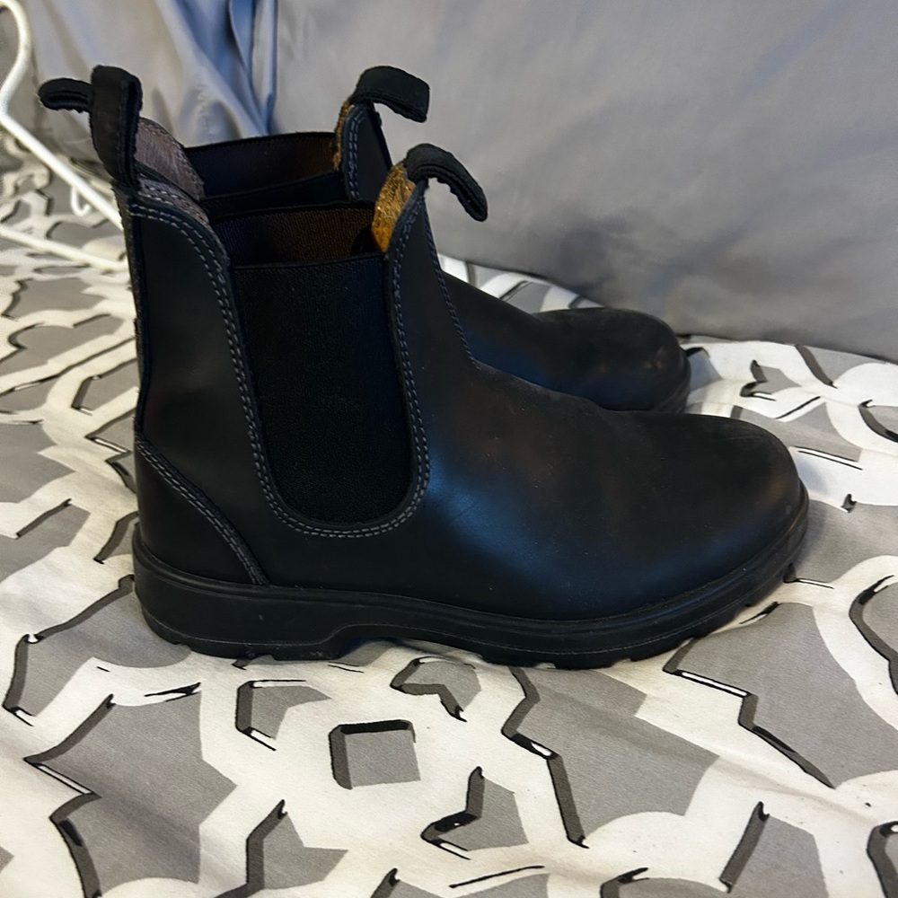 GUC Aquatherm Ladies Chelsea ankle boot in black leather sz 7